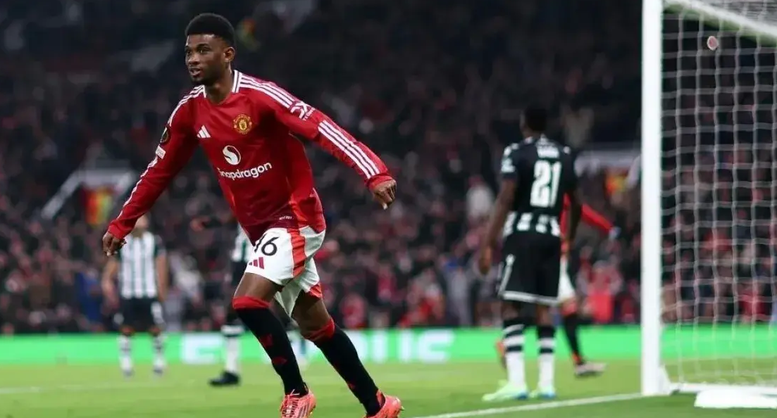 切尔西绝杀曼联,贝尔乌龙送礼世界杯的简单介绍 切尔西绝杀曼联,贝尔乌龙送礼世界杯的简单介绍