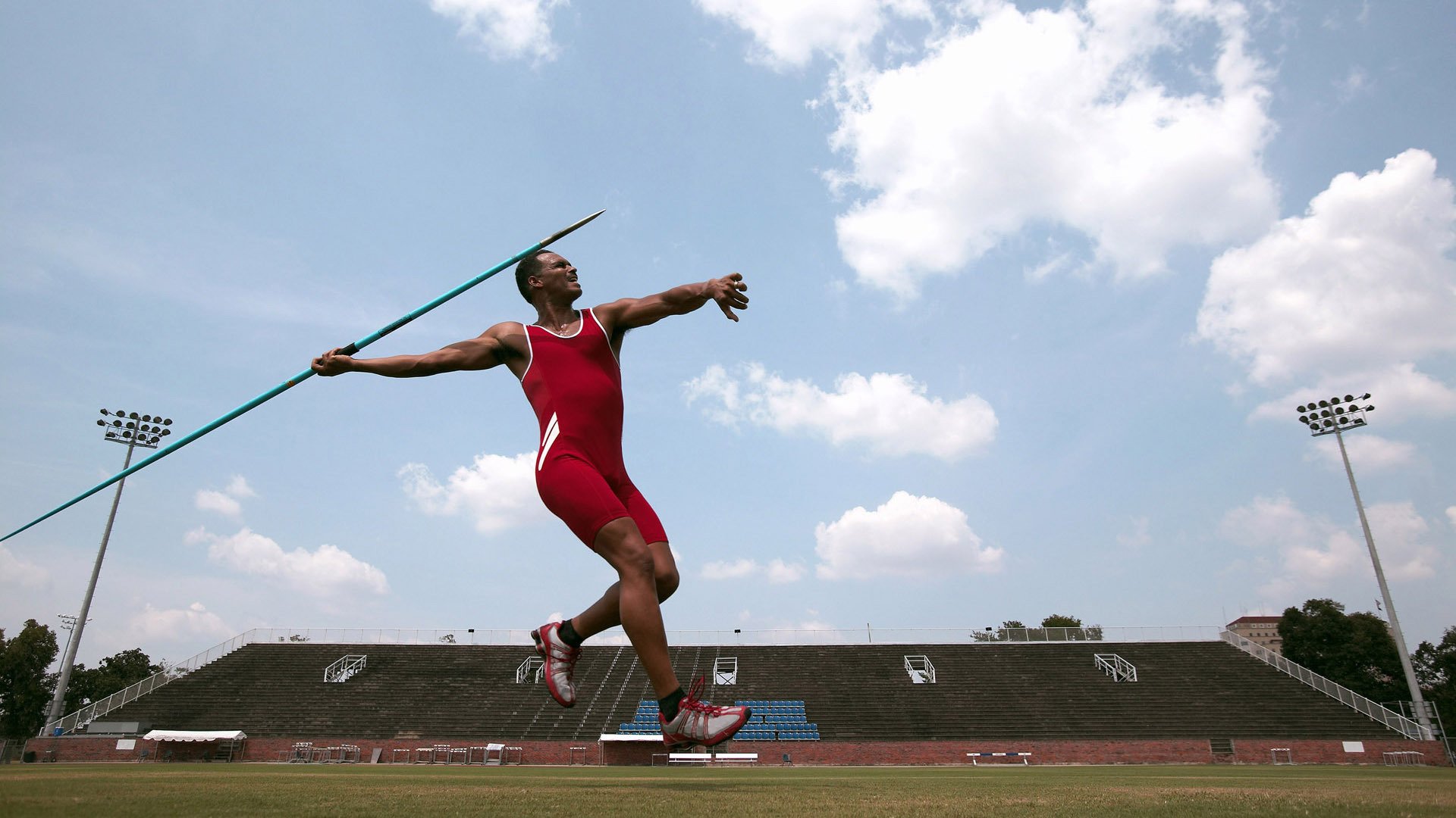 钢铁洪流与孤胆英雄，多特蒙德窒息式压制下，迪马利亚的绝命舞蹈