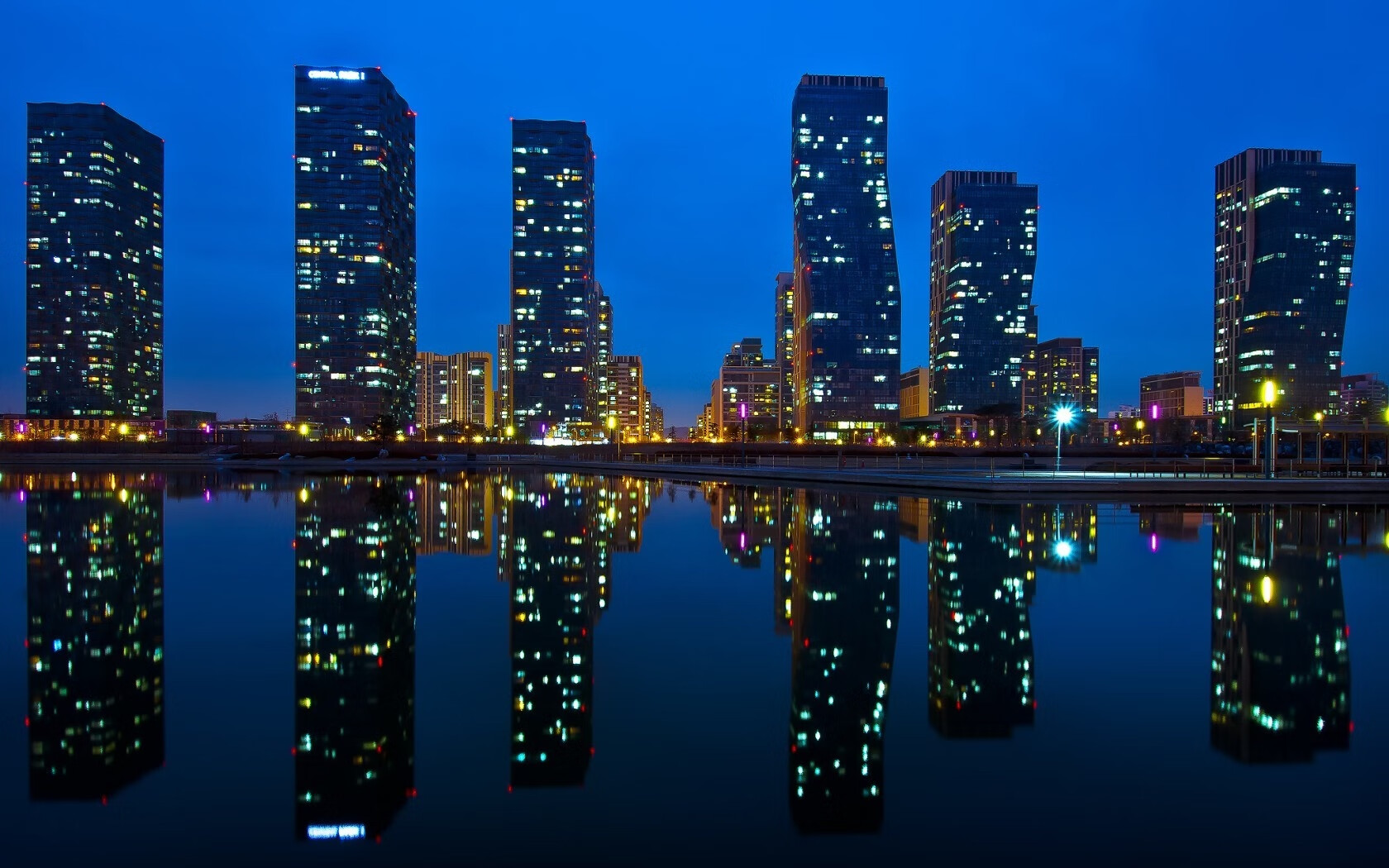 绿茵场上的沙漠风暴，马里如何用三记闷雷击穿哥伦比亚足球神话